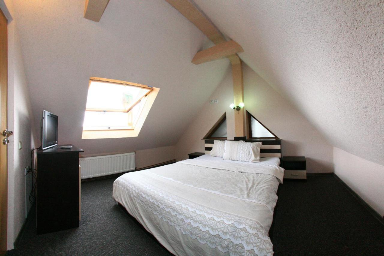 Piatra Rancii Ranca Quarto foto